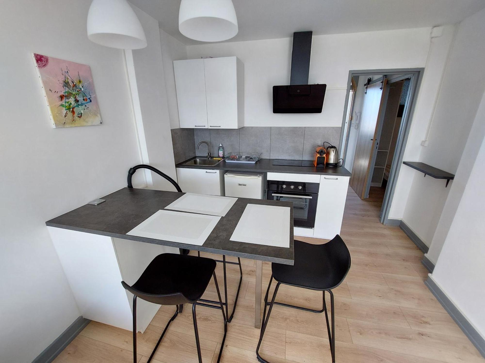 Le Voltaire - T2 Neuf Face Pyrenees Daire Tarbes Dış mekan fotoğraf